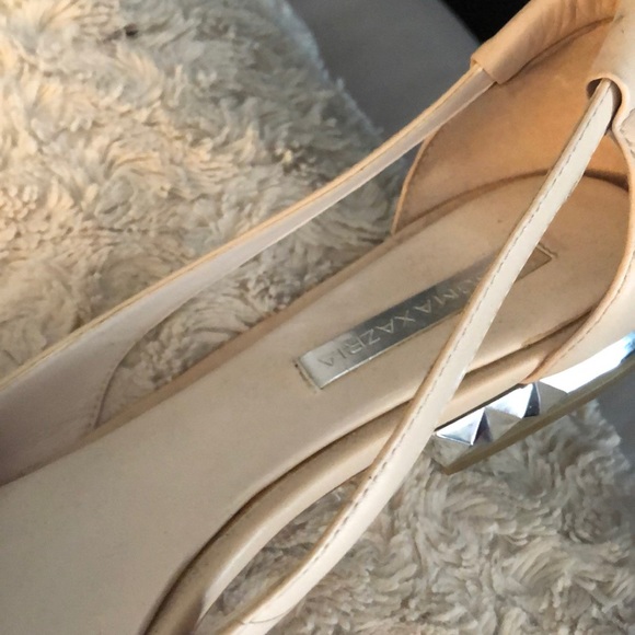 BCBGMAXAZRIA Nude flats - Picture 4 of 6